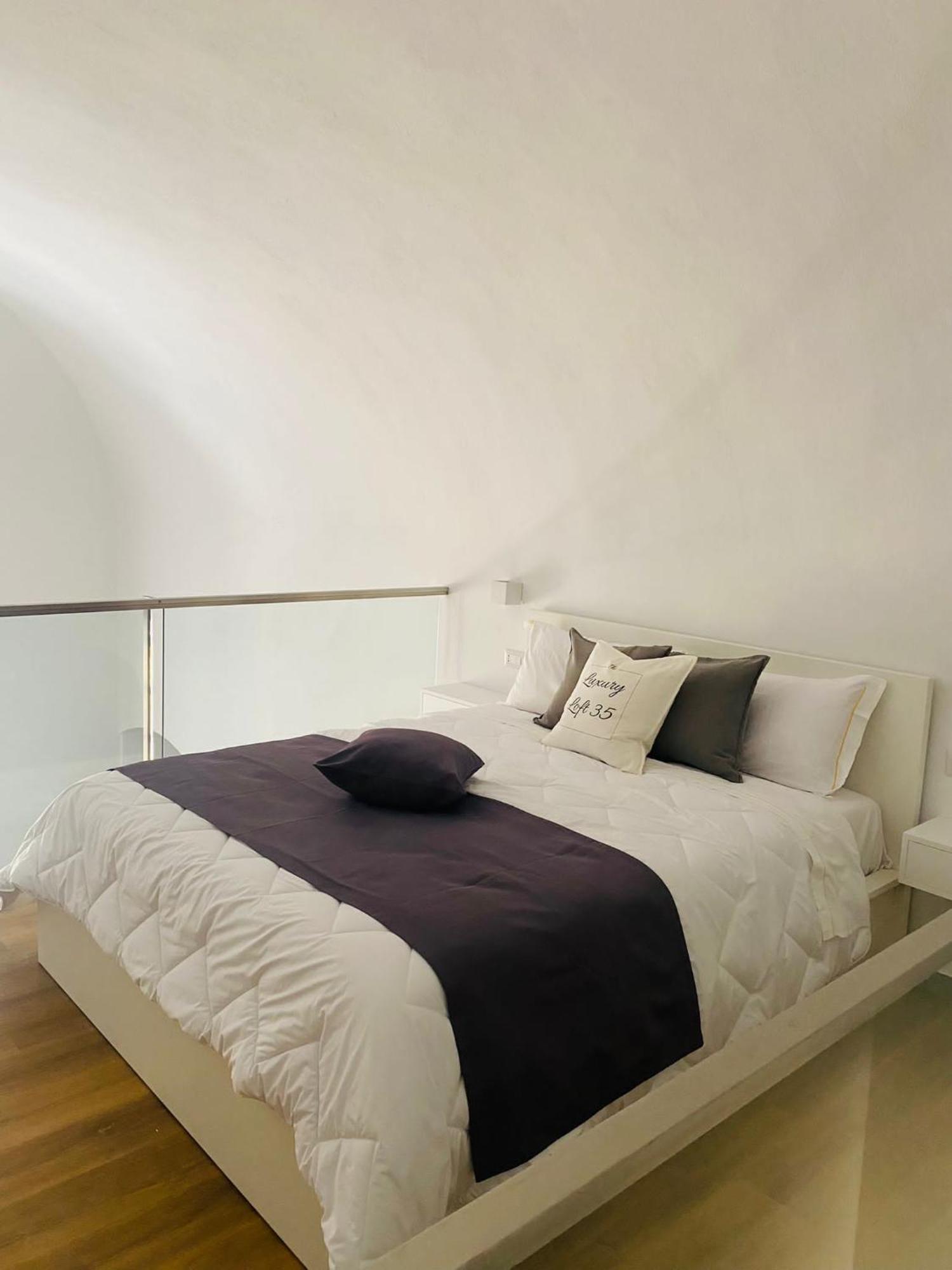 Luxury Loft 35 호텔 칼리아리 외부 사진
