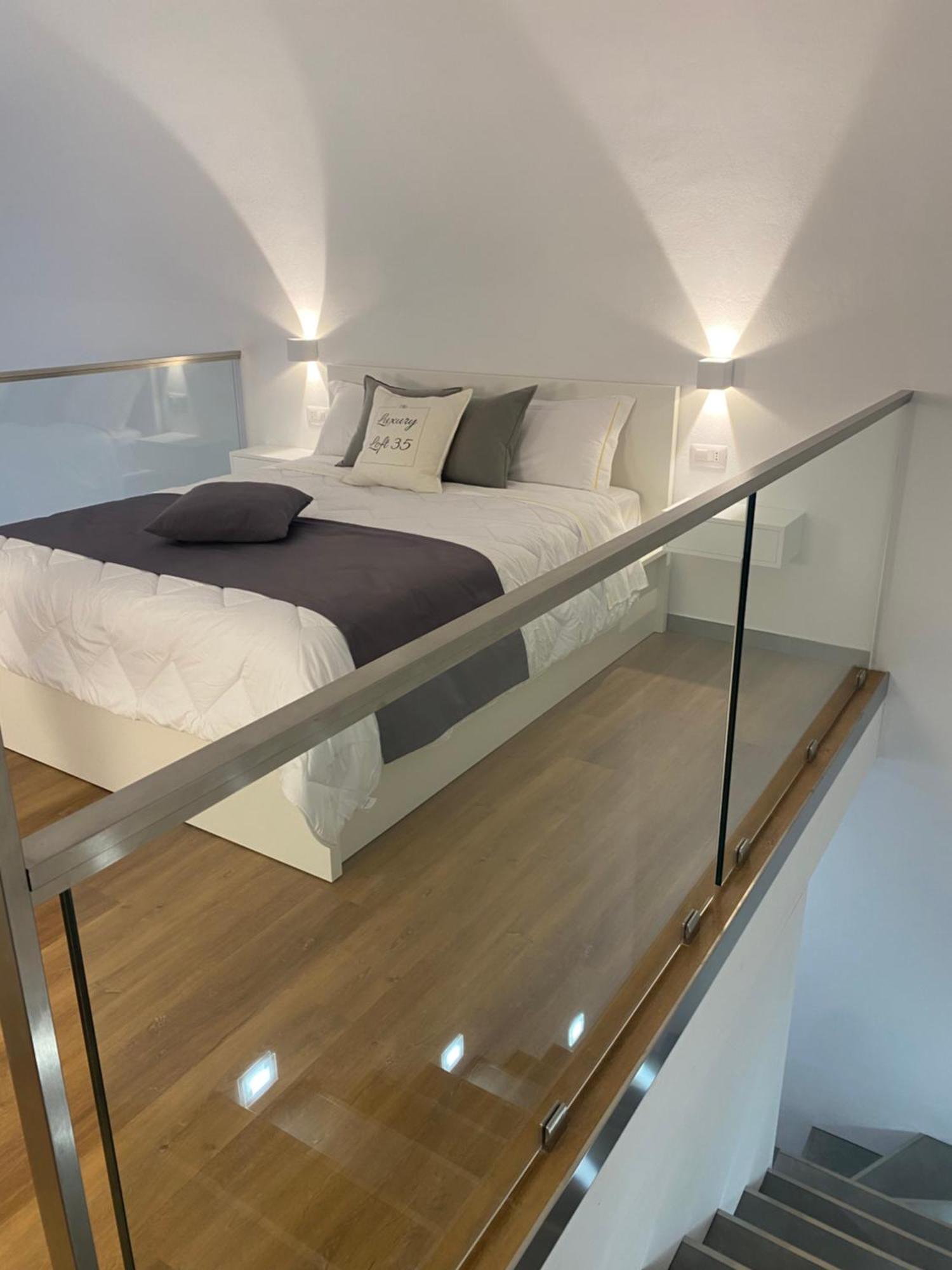 Luxury Loft 35 호텔 칼리아리 외부 사진