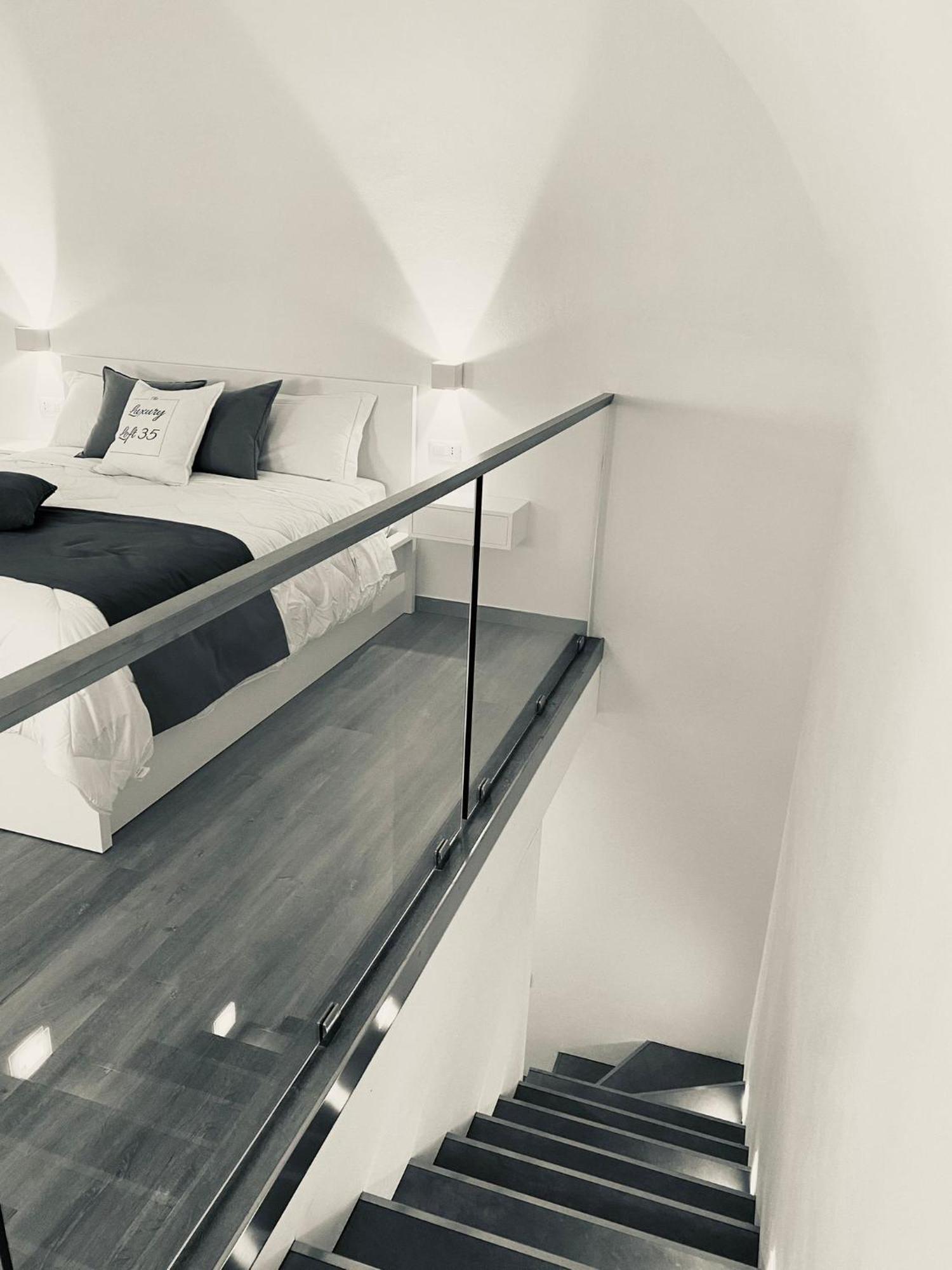 Luxury Loft 35 호텔 칼리아리 외부 사진